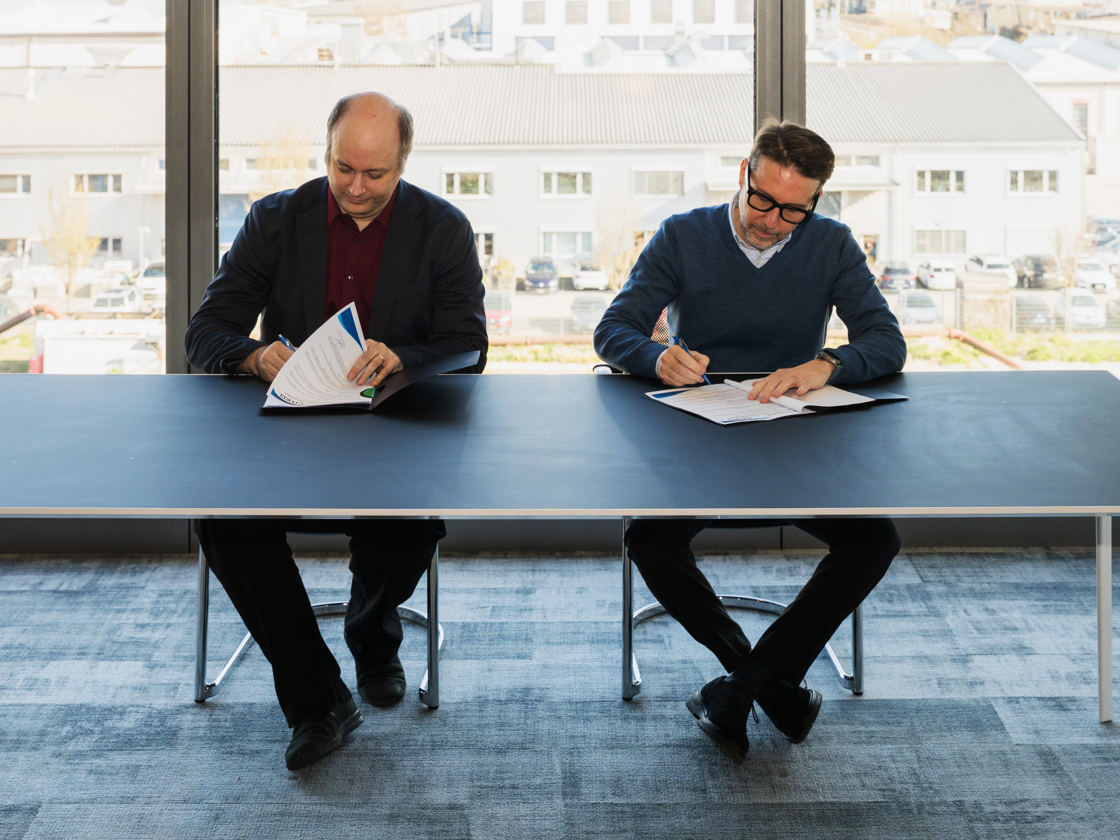 PHOENIQS tritt dem NEXUR-Technologiecluster bei und gründet eine spanische Tochtergesellschaft